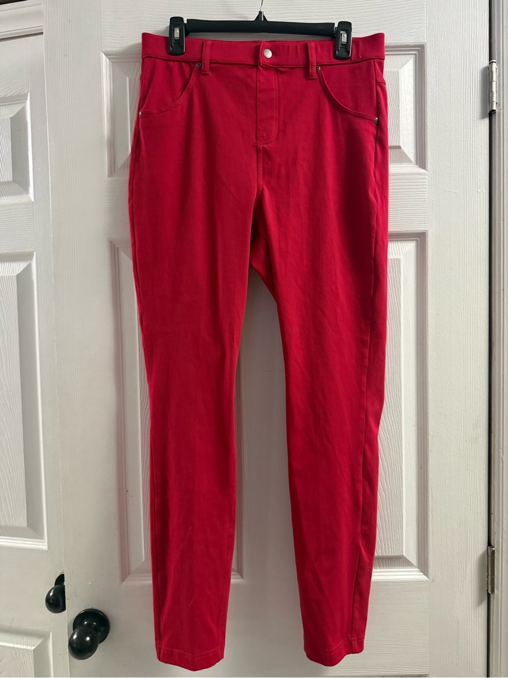 Hue Red Stretch Pant
